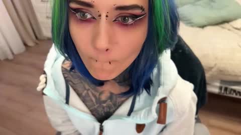   DianaBrite            fansl y online show from 24, 10, 2025