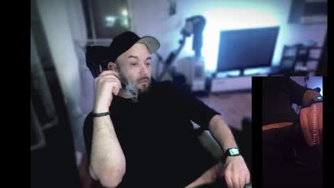 Snapshot of riptid3_ chatting on 1, 3, 2025 Ask Me online show from 1, 3, 2025