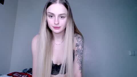 Snapshot of rita_orra chatting on 20, 1, 2025 Rita online show from 20, 1, 2025