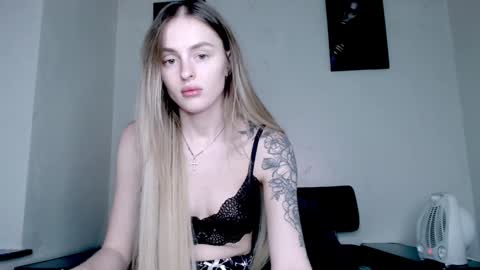 Snapshot of rita_orra chatting on 4, 2, 2025 Rita online show from 4, 2, 2025
