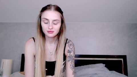 Snapshot of rita_orra chatting on 5, 2, 2025 Rita online show from 5, 2, 2025