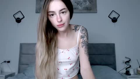 Snapshot of rita_orra chatting on 1, 10, 2025 Rita online show from 1, 10, 2025