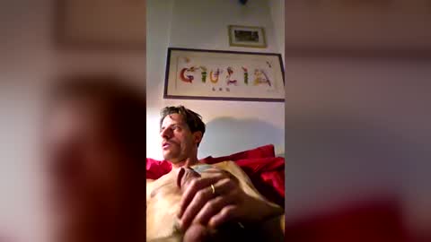 Snapshot of rizzo1980682473 chatting on 14, 6, 2026 rizzo1980682473 online show from 14, 6, 2026