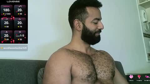 SebasRoa online show from 5, 2, 2025