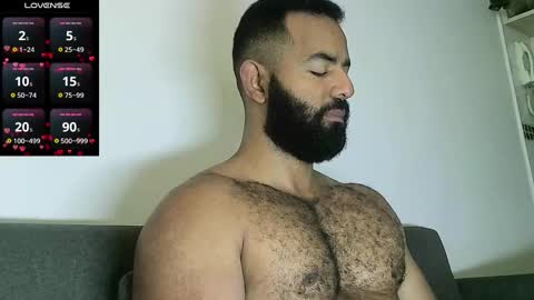 SebasRoa online show from 6, 3, 2025