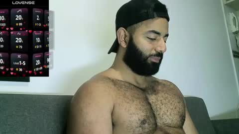 Snapshot of roa32sebas chatting on 2, 7, 2026 SebasRoa online show from 2, 7, 2026