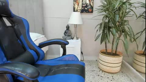 Roan Birkin online show from 31, 5, 2026