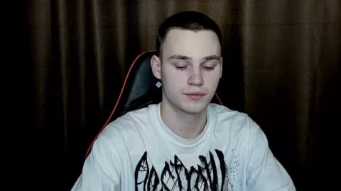 robert10211 online show from 5, 2, 2025