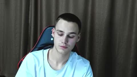 robert10211 online show from 7, 10, 2025