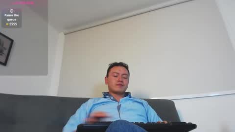 Snapshot of robert_honey chatting on 25, 9, 2025 Robert online show from 25, 9, 2025