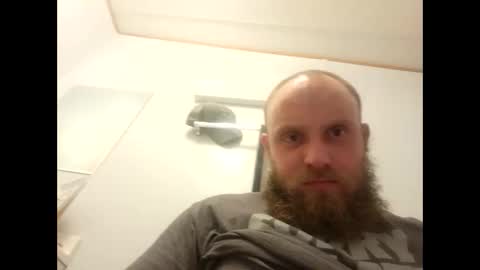 Snapshot of robertd5094 chatting on 7, 1, 2026 robertd5094 online show from 7, 1, 2026