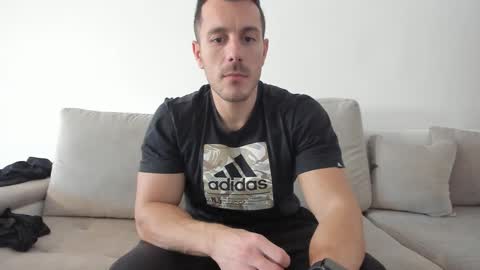 roberto4ever online show from 25, 2, 2025