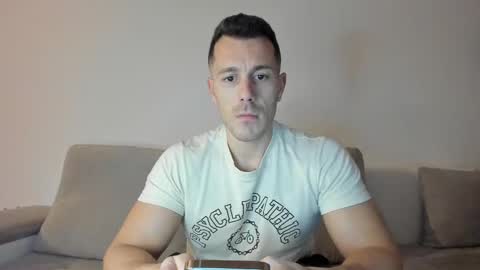 roberto4ever online show from 4, 3, 2025