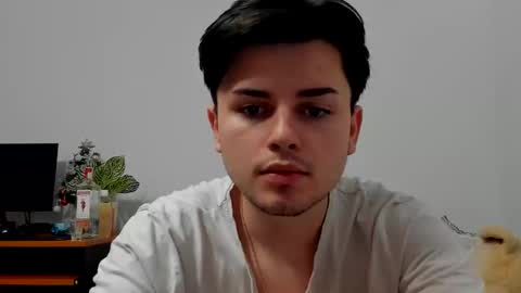 Snapshot of roberto_pazzini chatting on 23, 2, 2026 Roberto Pazzini online show from 23, 2, 2026