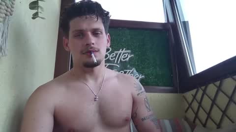 Snapshot of roberto_twink1 chatting on 12, 5, 2026 Roberto online show from 12, 5, 2026