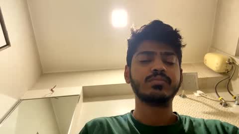 Snapshot of robertsalia220 chatting on 1, 2, 2025 Robertsalia online show from 1, 2, 2025