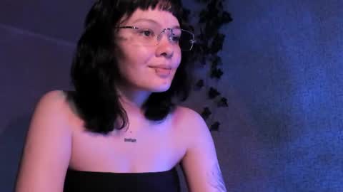 Snapshot of robin_harrington chatting on 28, 7, 2026 Ronin online show from 28, 7, 2026