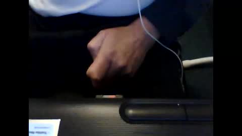 Snapshot of robjh1273 chatting on 25, 9, 2025 Roger online show from 25, 9, 2025