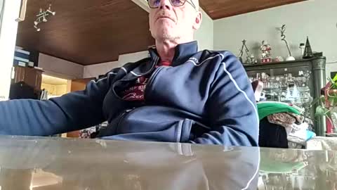 Snapshot of robke1966 chatting on 28, 12, 2024 robke1966 online show from 28, 12, 2024