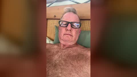 Snapshot of robo0000 chatting on 26, 5, 2026 robo0000 online show from 26, 5, 2026