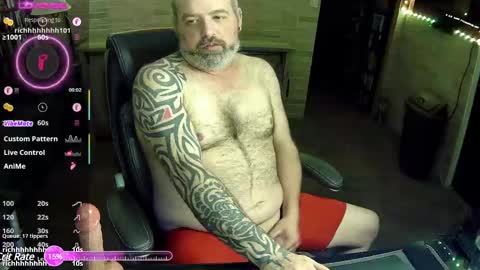 Snapshot of robun1801 chatting on 22, 2, 2025 Tequila and Whiskey online show from 22, 2, 2025