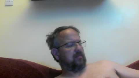 Snapshot of robxx32 chatting on 4, 7, 2026 robxx32 online show from 4, 7, 2026