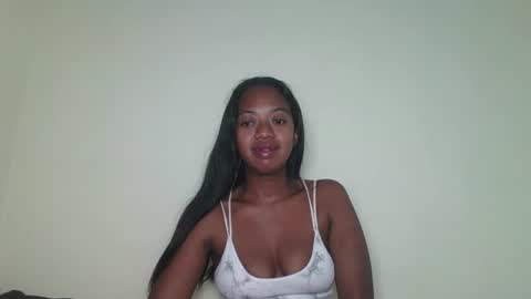 rochellinah online show from 27, 4, 2026