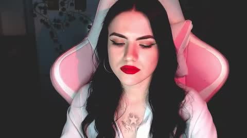 Sophie  online show from 6, 2, 2025