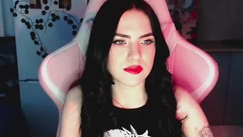 Sophie  online show from 28, 2, 2025