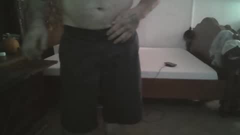 Snapshot of rodthemechanic chatting on 3, 11, 2025 rodthemechanic online show from 3, 11, 2025