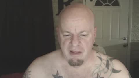 roinaz online show from 9, 4, 2026