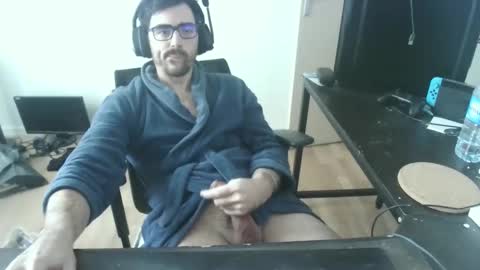 romainb72 online show from 30, 1, 2025