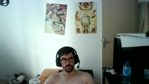 Snapshot of romainb72 chatting on 15, 6, 2026 romainb72 online show from 15, 6, 2026