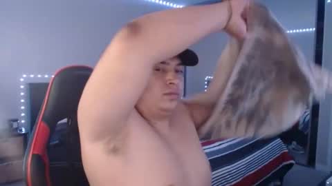 rompecorazones856235 online show from 25, 11, 2025