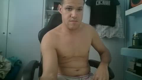 Snapshot of romuloparanhos chatting on 1, 8, 2026 romuloparanhos online show from 1, 8, 2026