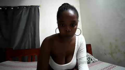 Snapshot of romy_cobel chatting on 19, 1, 2025 Romy Cobel online show from 19, 1, 2025