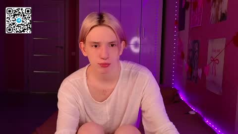 Snapshot of ron_vilss chatting on 18, 5, 2026 Ron online show from 18, 5, 2026