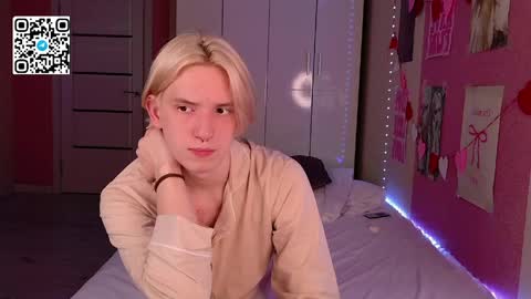 Snapshot of ron_vilss chatting on 31, 5, 2026 Ron online show from 31, 5, 2026