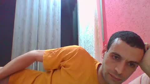 Snapshot of ronnispoto chatting on 5, 12, 2024 ronny online show from 5, 12, 2024