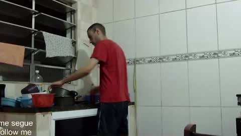 Snapshot of ronnispoto chatting on 13, 1, 2025 ronny online show from 13, 1, 2025