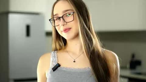 Snapshot of ronnist chatting on 19, 11, 2025 Veronica online show from 19, 11, 2025