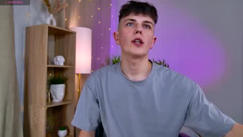 Snapshot of rony_winston chatting on 3, 2, 2026 Rony online show from 3, 2, 2026