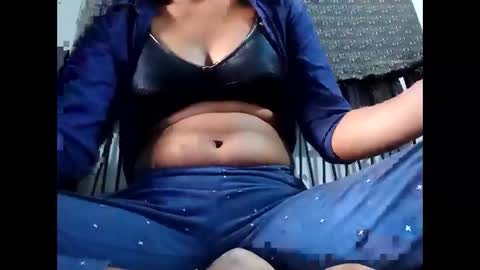 roop_sexy642 online show from 21, 4, 2026