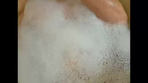 Snapshot of roozzzof chatting on 16, 10, 2025 rooz online show from 16, 10, 2025