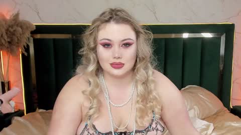 Chloe online show from 22, 1, 2025