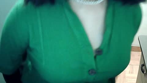 Snapshot of rosabells chatting on 1, 3, 2025 Rosa online show from 1, 3, 2025