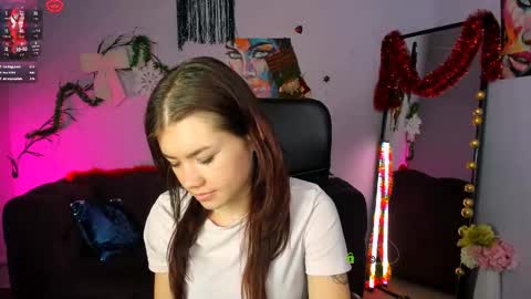 Snapshot of rosali_sunny chatting on 6, 1, 2026 Rosalia online show from 6, 1, 2026