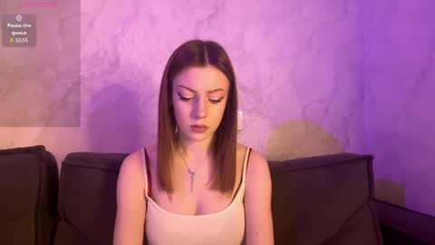 rosaliehue online show from 12, 4, 2026