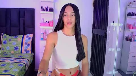 Snapshot of rosalindasexy chatting on 4, 12, 2024 Rosalinda online show from 4, 12, 2024