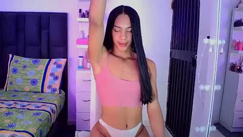 Snapshot of rosalindasexy chatting on 6, 12, 2024 Rosalinda online show from 6, 12, 2024